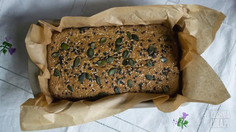 Pyszny chleb keto w Thermomixie – prosty przepis bez węglowodanów