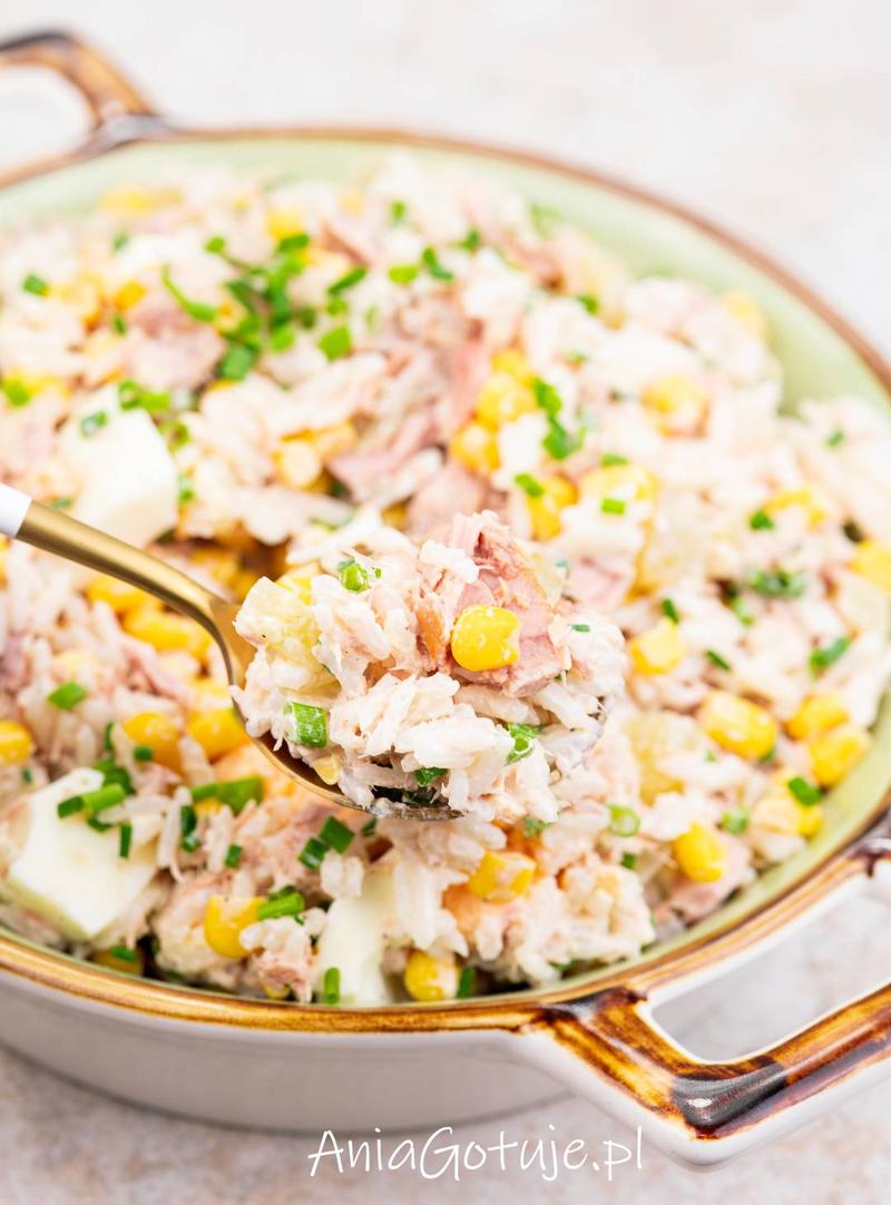 Przepisy na sałatki z tuńczykiem