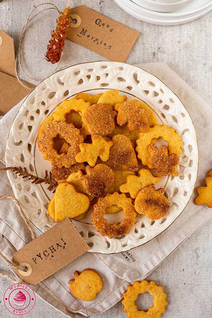 Świąteczne ciasteczka dyniowe