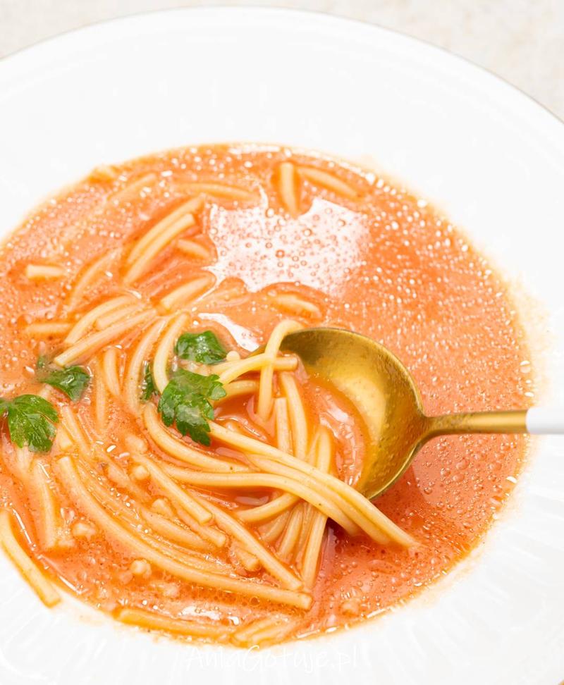 Kaloryczność zupy pomidorowej