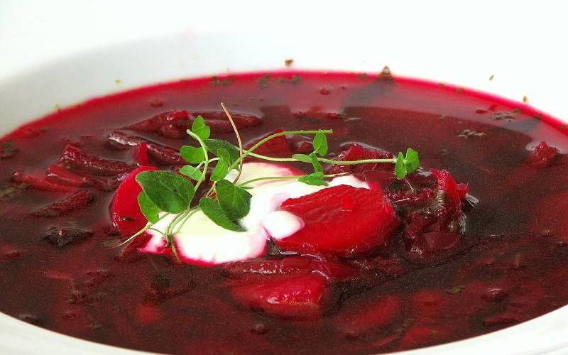 Tradycyjny przepis na zupę buraczkową