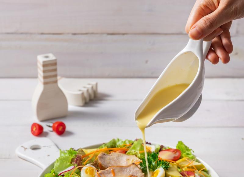 Odkryj najlepszy sos do sałatki owocowej – proste przepisy, które zachwycą smakiem