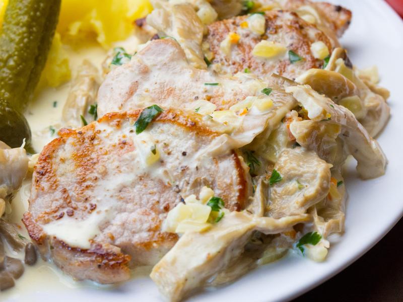 Polędwiczka z boczniakami – odkryj smakowity przepis na wyjątkowy obiad