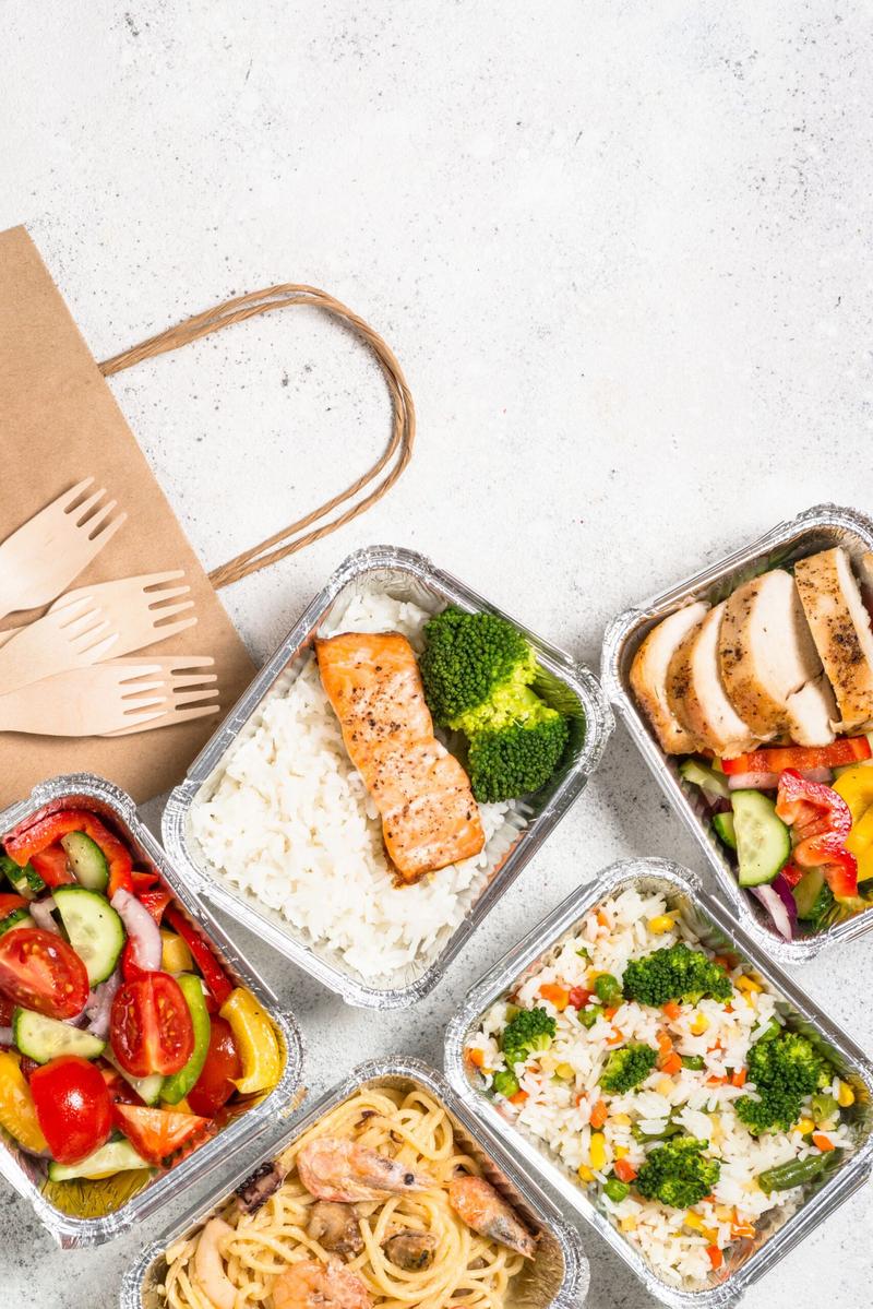 Jak wybrać catering dietetyczny