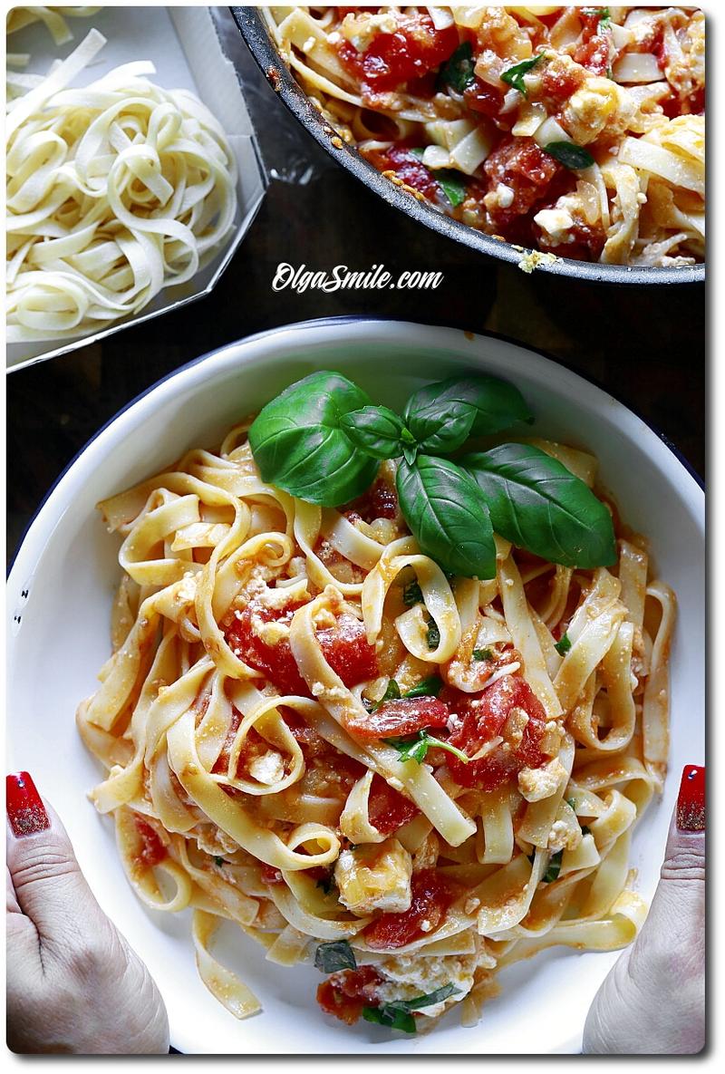 Smaki lata świeże pomidory i feta