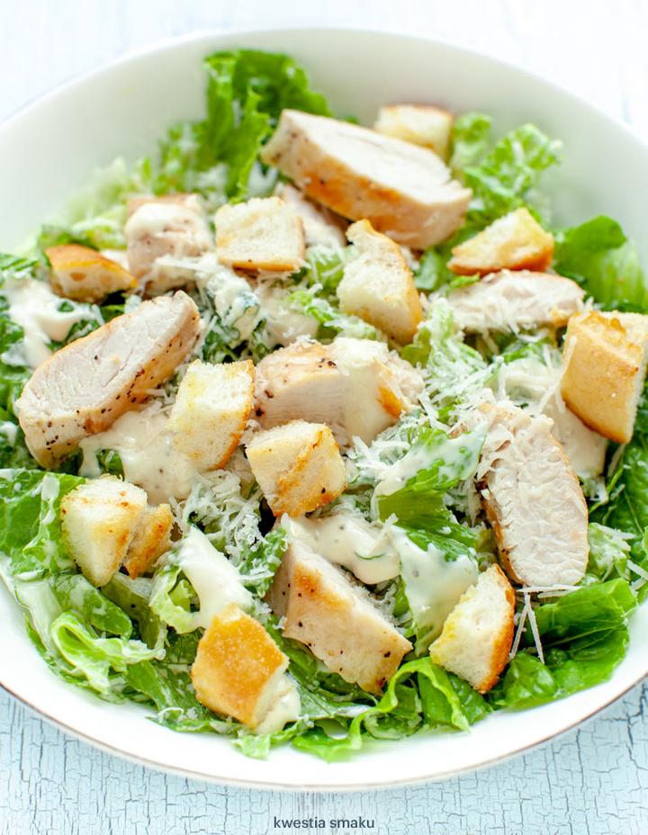 Wpływ dodatków na kaloryczność sałatki