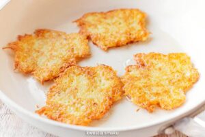 Jak mrozić placki ziemniaczane i cieszyć się nimi przez cały rok?