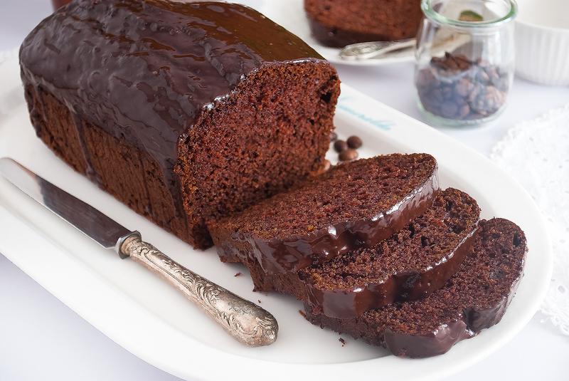 Pyszne ciasto na kefirze z truskawkami – odkryj prosty przepis krok po kroku